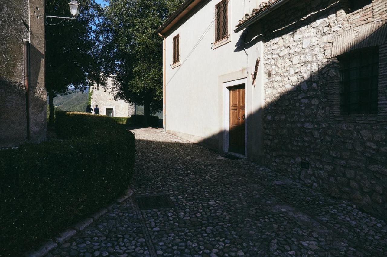 Albergo Diffuso Crispolti Labro Eksteriør billede